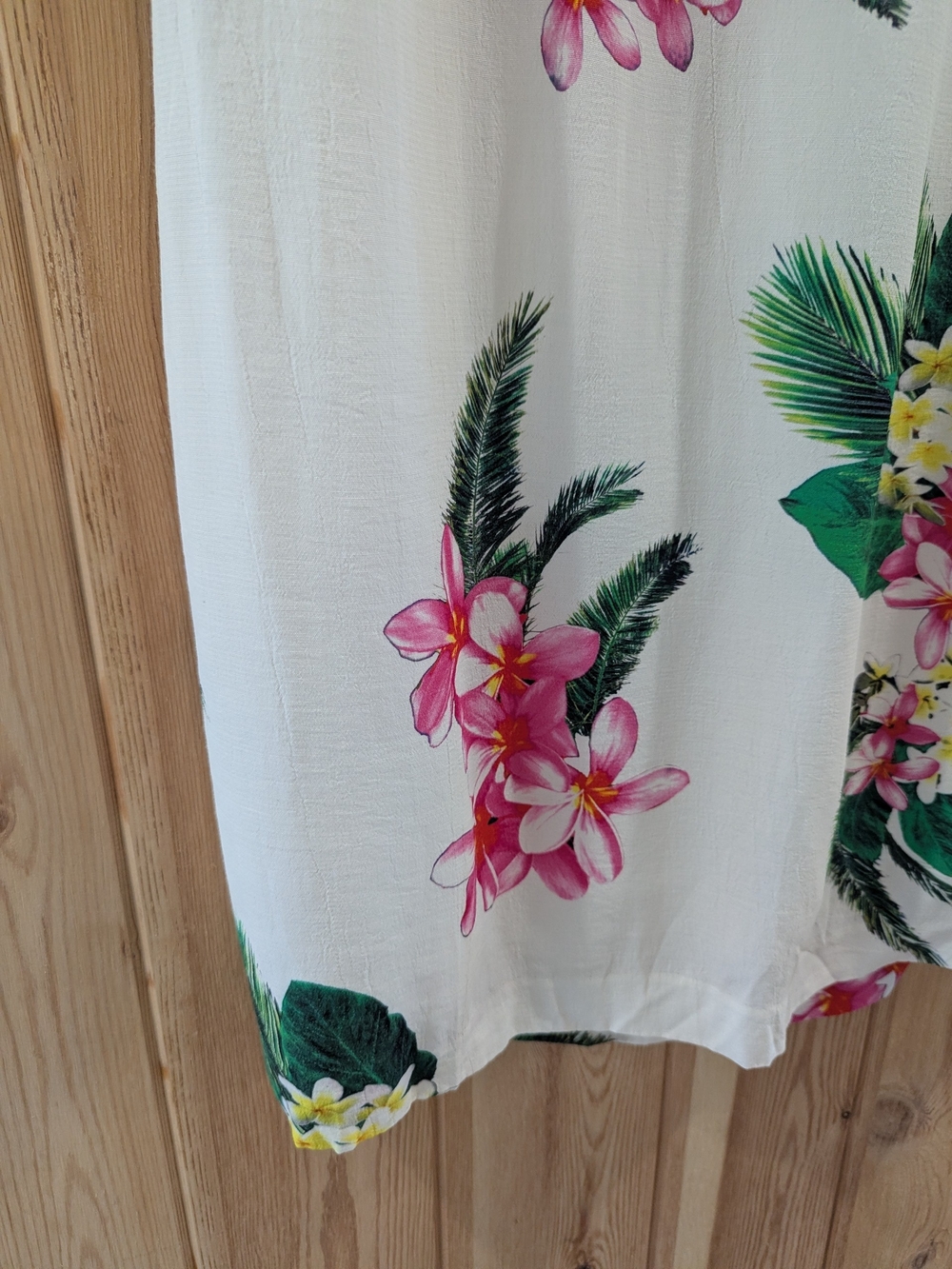 Country Road White Floral Tropical Swim Cover-Up - Picture 7 of 9